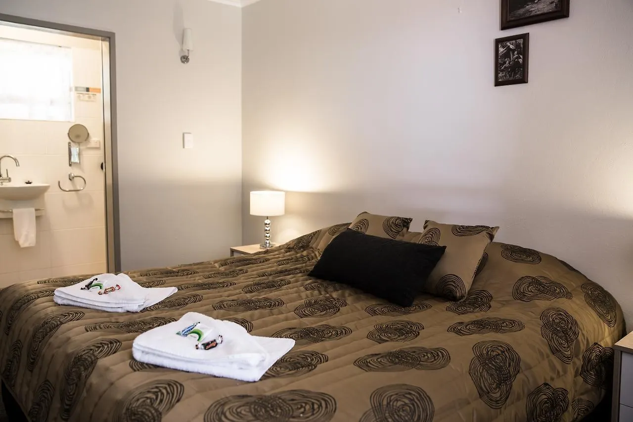 Tall Trees Motel Mountain Retreat Mount Tamborine