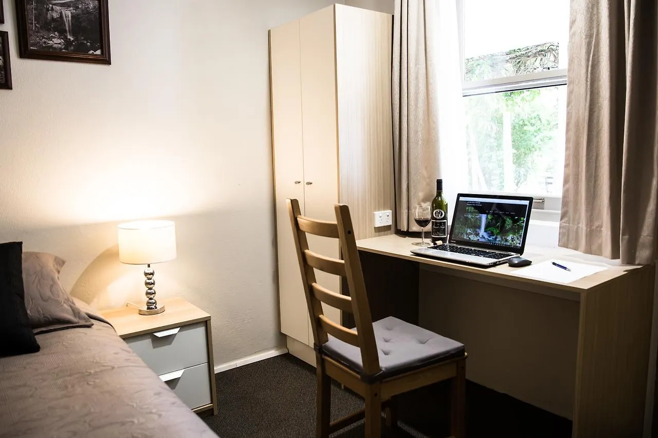 Tall Trees Motel Mountain Retreat Mount Tamborine